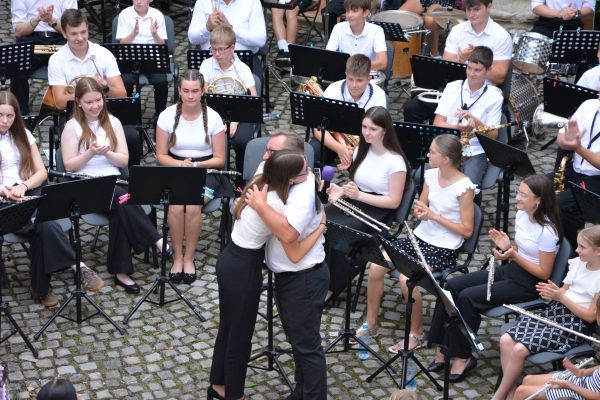 zakljucni-koncert-glasbena-sola-sevnica-03E0A4AADB-5FC7-CB16-3364-A096320A3E5E.jpg
