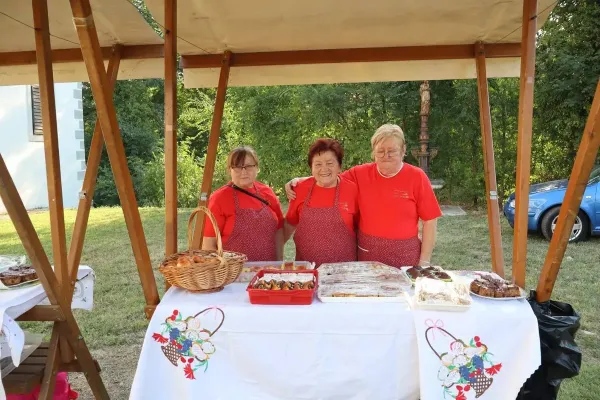 raka-praznuje-23D7A536C7-2C15-155B-E9F6-BF4703370FC6.webp